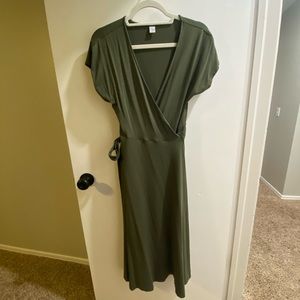 Old navy wrap dress